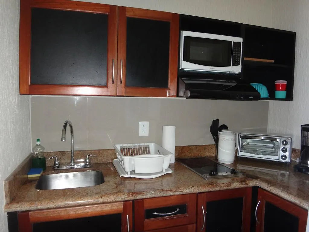 Turquoise Suite With Ocean View 0*, Cancun Mexico