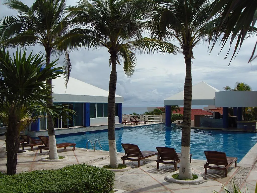 Turquoise Suite With Ocean View Apartment